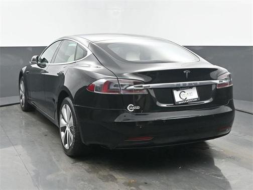 2020 Tesla Model S Long Range