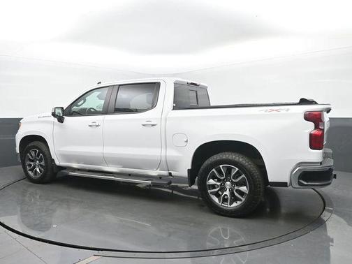 Summit White 2023 Chevrolet Silverado 1500 LT