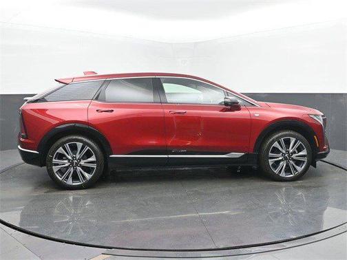 2026 Cadillac OPTIQ Premium Luxury