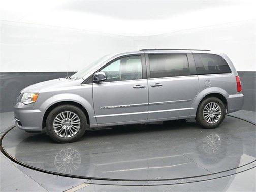 2014 Chrysler Town & Country Touring-L