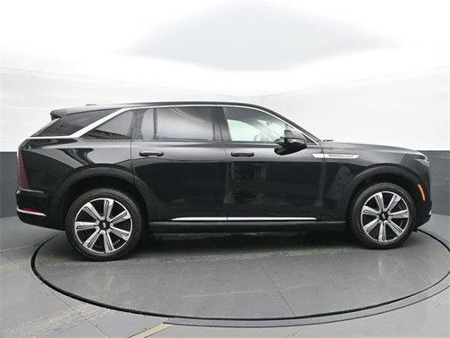 2025 Cadillac Escalade IQ Luxury 2