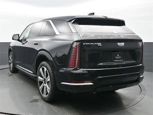 2025 Cadillac Escalade IQ Luxury 2