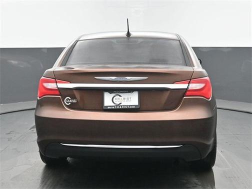 2012 Chrysler 200 Touring
