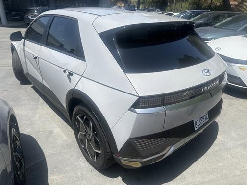 2022 Hyundai IONIQ 5 SEL