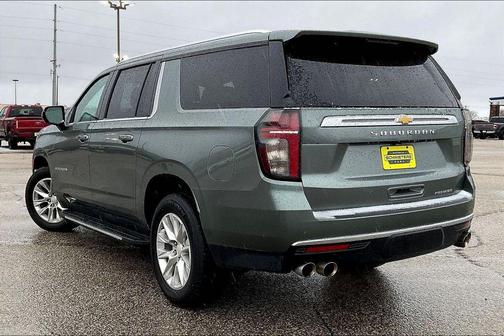 2023 Chevrolet Suburban Premier