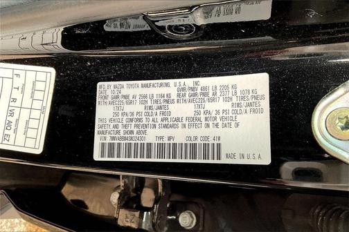 2025 Mazda CX-50 2.5 S Preferred Package
