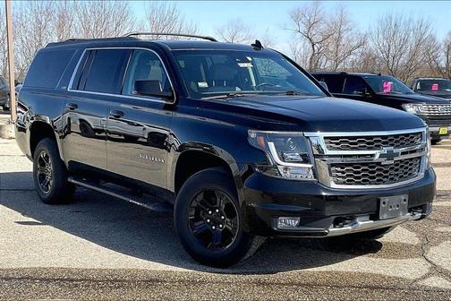 2017 Chevrolet Suburban LT