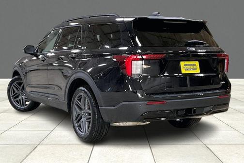Agate Black Metallic 2026 Ford Explorer ST-Line