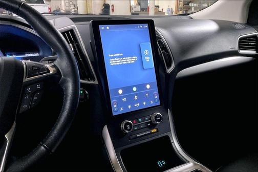 Gray Metallic 2024 Ford Edge SEL