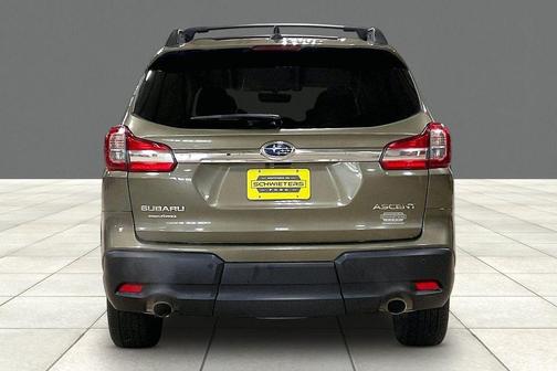 Autumn Green Metallic 2022 Subaru Ascent Premium 7-Passenger