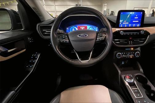 2021 Ford Escape Titanium