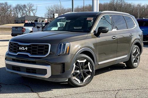 2025 Kia Telluride S