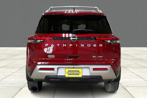 2023 Nissan Pathfinder SL