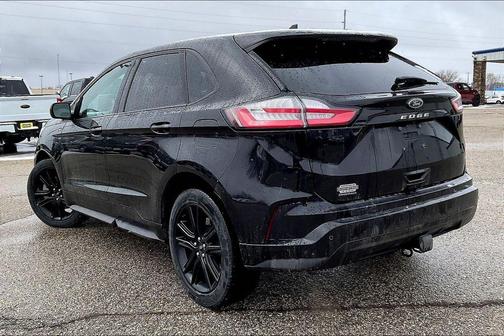 Agate Black Metallic 2024 Ford Edge ST Line