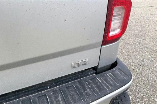 Silver Ice Metallic 2018 Chevrolet Silverado 1500 LTZ