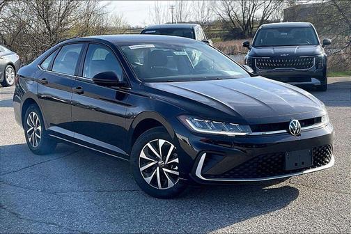 Deep Black Pearl Effect 2025 Volkswagen Jetta 1.5T S