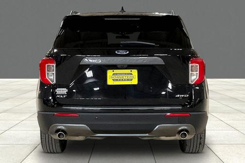 Agate Black Metallic 2023 Ford Explorer XLT