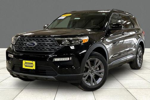 Agate Black Metallic 2023 Ford Explorer XLT