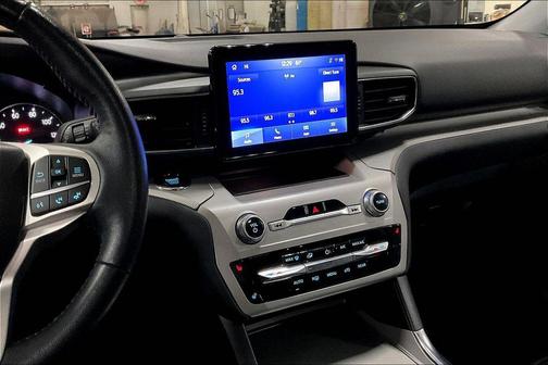 Agate Black Metallic 2023 Ford Explorer XLT