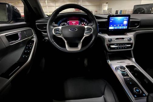 Agate Black Metallic 2023 Ford Explorer XLT