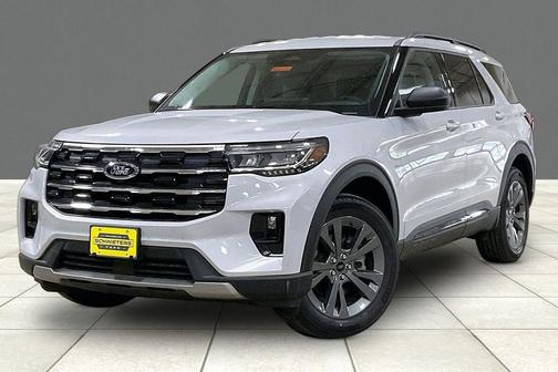 Space White Metallic 2026 Ford Explorer Active