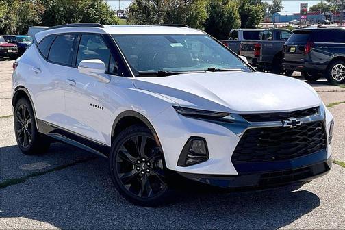 Iridescent Pearl Tricoat 2020 Chevrolet Blazer RS