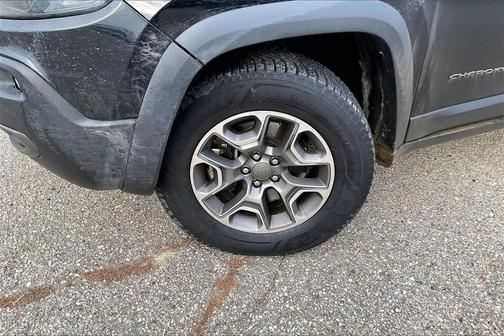 2021 Jeep Cherokee Trailhawk