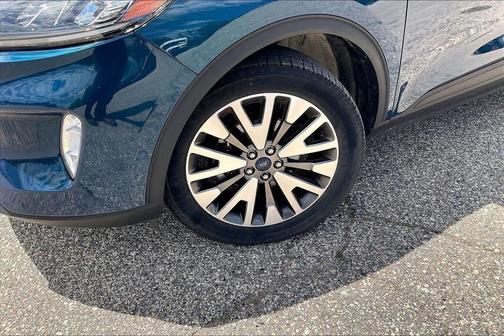 Green Metallic 2020 Ford Escape Titanium