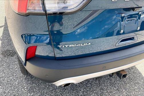 Green Metallic 2020 Ford Escape Titanium