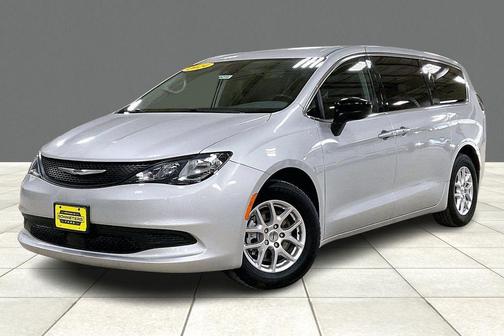 2024 Chrysler Voyager LX