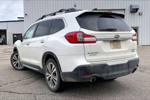 Crystal White Pearl 2021 Subaru Ascent Touring 7-Passenger