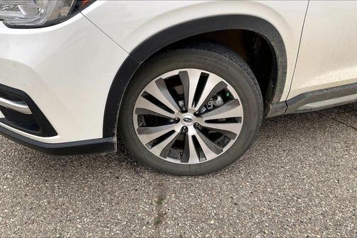 Crystal White Pearl 2021 Subaru Ascent Touring 7-Passenger