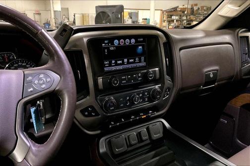 Summit White 2018 Chevrolet Silverado 1500 LTZ