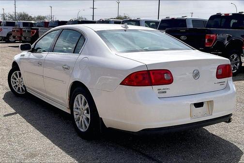 White Opal 2011 Buick Lucerne CXL