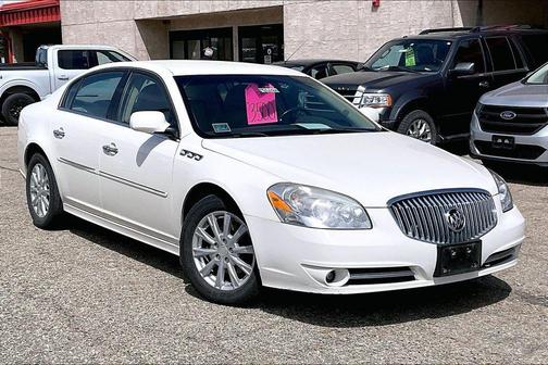 White Opal 2011 Buick Lucerne CXL