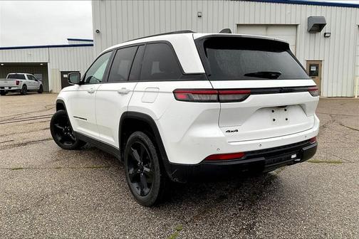 2023 Jeep Grand Cherokee Altitude