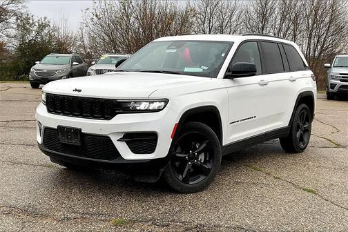 2023 Jeep Grand Cherokee Altitude