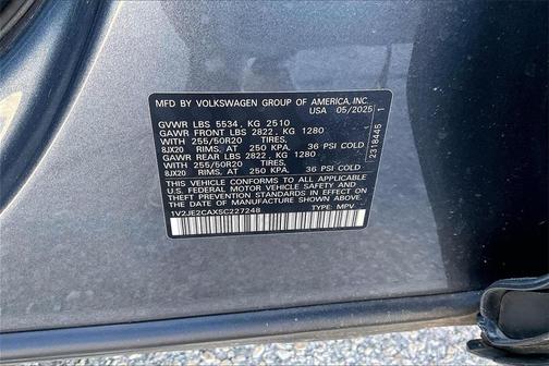 2025 Volkswagen Atlas Cross Sport 2.0T SE w/Technology