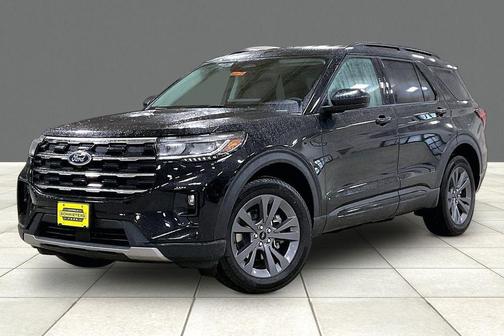 Agate Black Metallic 2026 Ford Explorer Active