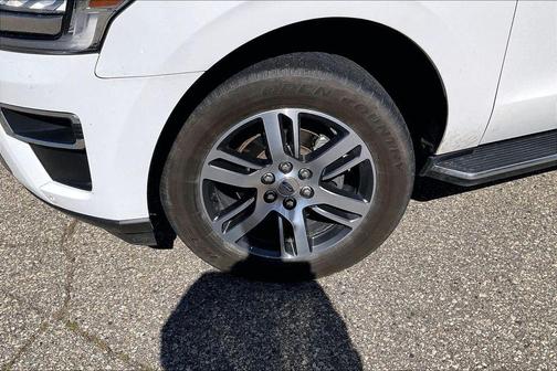 Oxford White 2023 Ford Expedition Limited