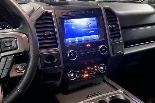 Oxford White 2020 Ford Expedition XLT
