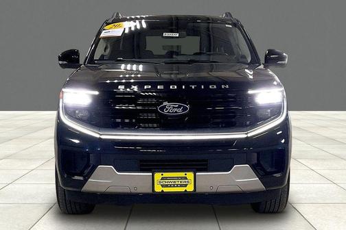 Black Metallic 2025 Ford Expedition Max Platinum