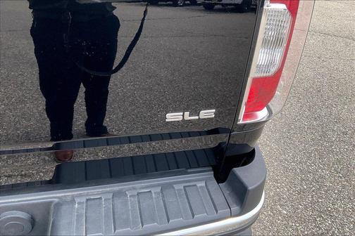 Onyx Black 2017 GMC Canyon SLE