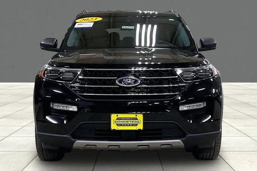 Black Metallic 2023 Ford Explorer XLT