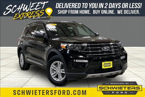 Black Metallic 2023 Ford Explorer Base