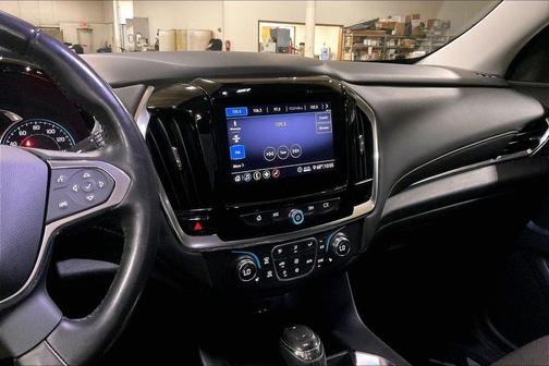 Cajun Red Tintcoat 2020 Chevrolet Traverse LT Cloth