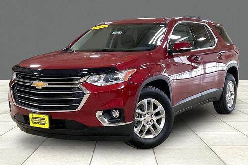 Cajun Red Tintcoat 2020 Chevrolet Traverse LT Cloth