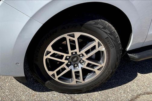 Silver Metallic 2025 Ford Expedition Active
