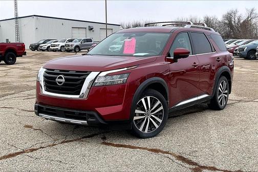 2024 Nissan Pathfinder Platinum