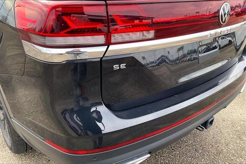 2025 Volkswagen Atlas 2.0T SE